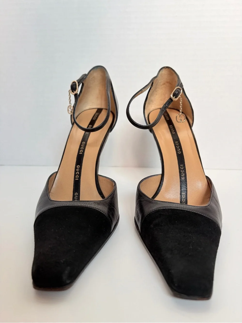 Gucci DOrsay Stiletto Pumps Interlocking GG Ankle Strap Suede Black Size 38.5C - Picture 11 of 15
